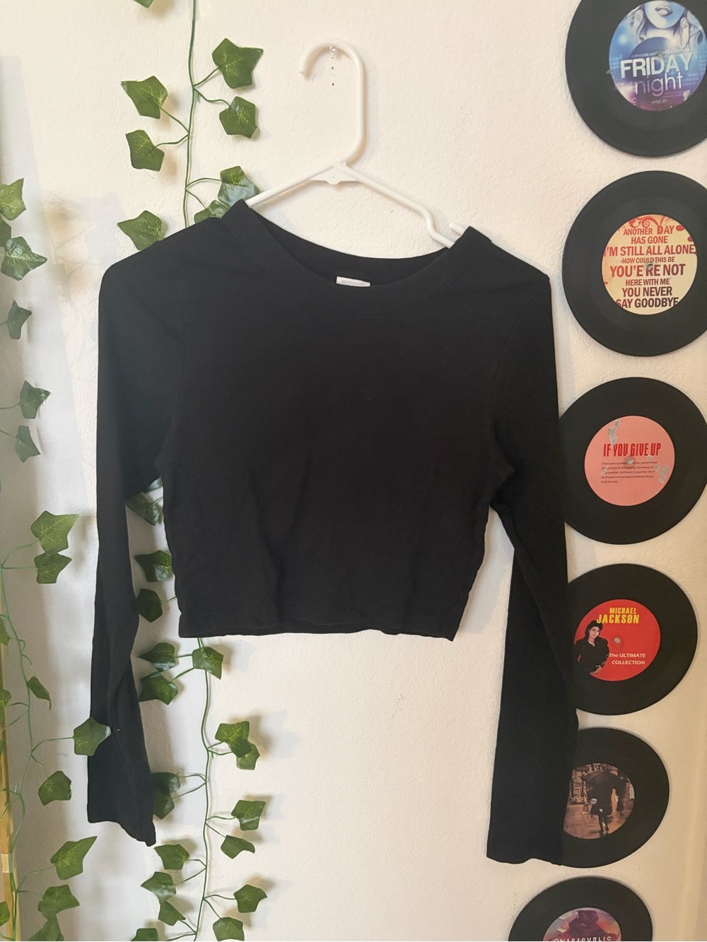 Victoria's Secret Black Long-Sleeve Crop Top
